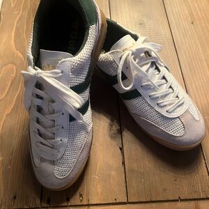 Women’s Gola Sneaker